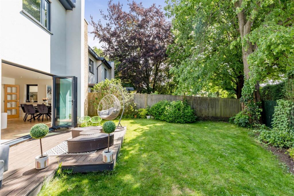 Landscaped rear garden