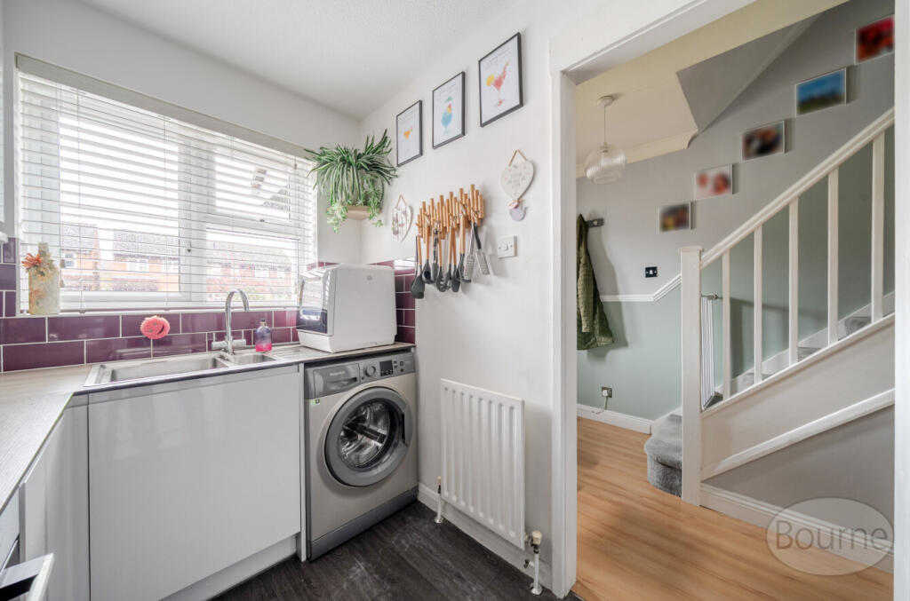 0ae30293-4206-43e...