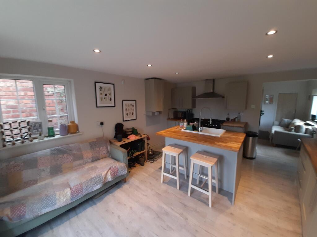 20250812 102956 T202508121642.jpg