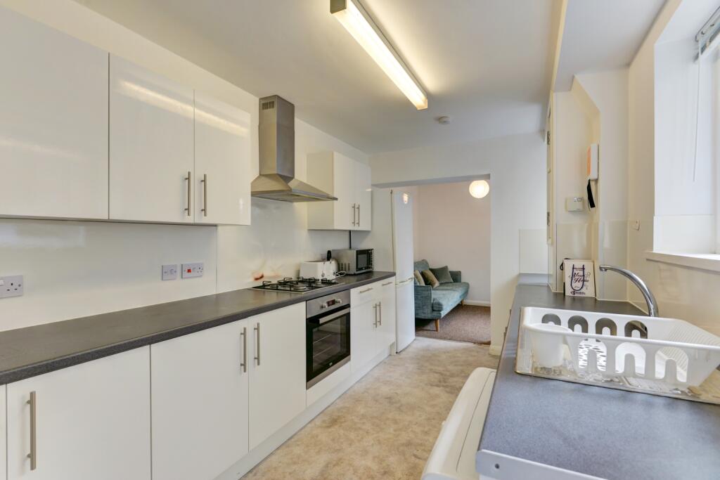 154 Springfield Road GF Kitchen