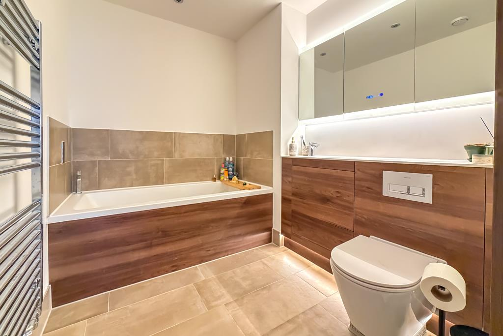 Ensuite Two