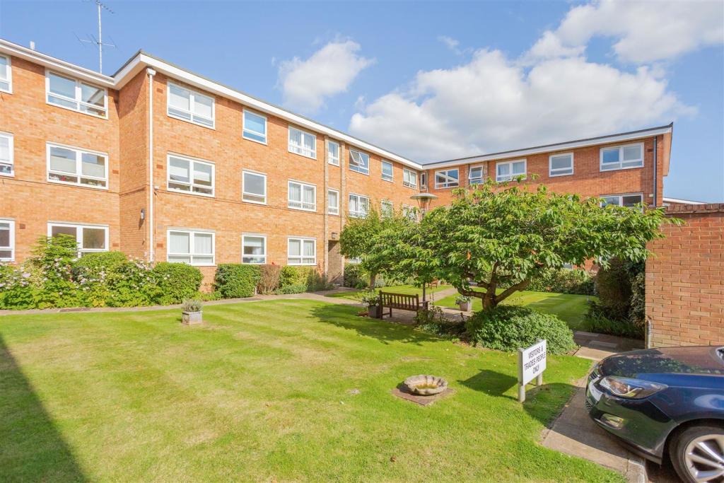 Exterior - communal garden