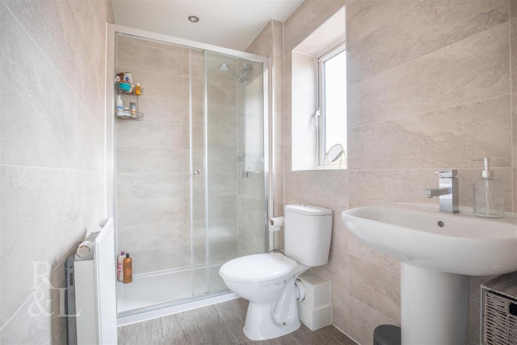 1, Hawksbeard Close  (15).jpg