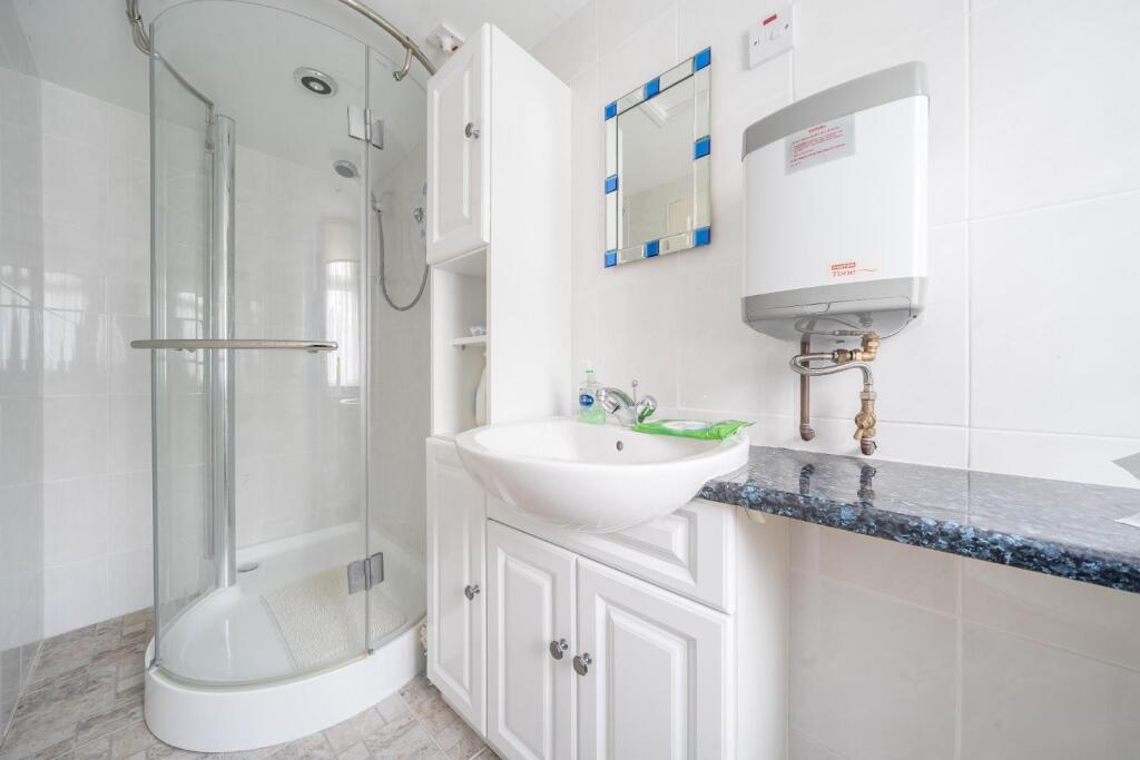 EN-SUITE.jpg