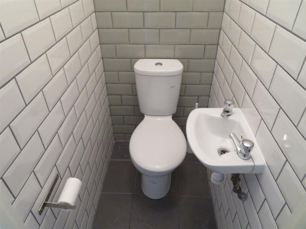 1 Stansted Road WC.JPG