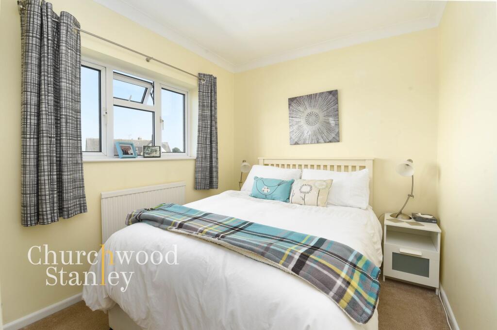 Fourth bedroom