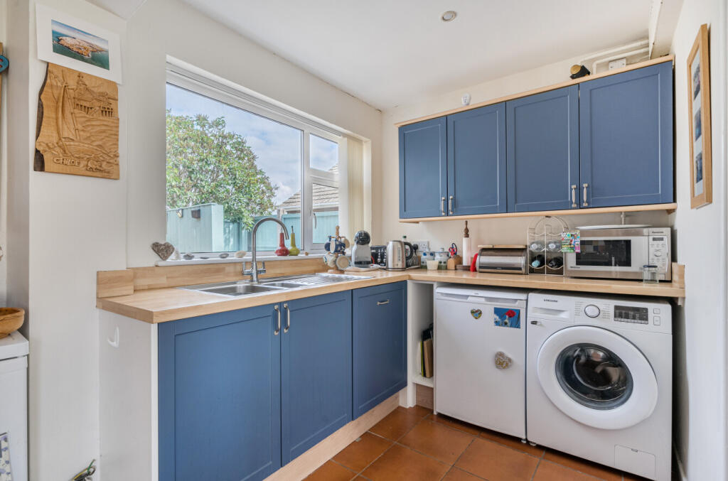 133262923688c9b3c27d87