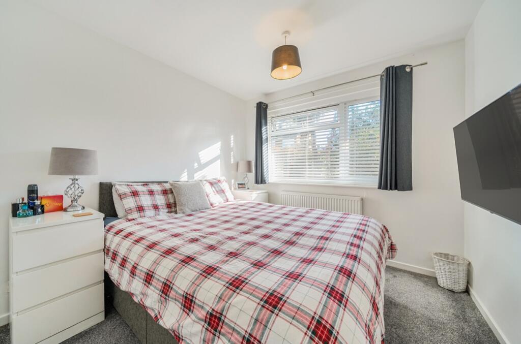 1373575-9-68ffbf52087d1