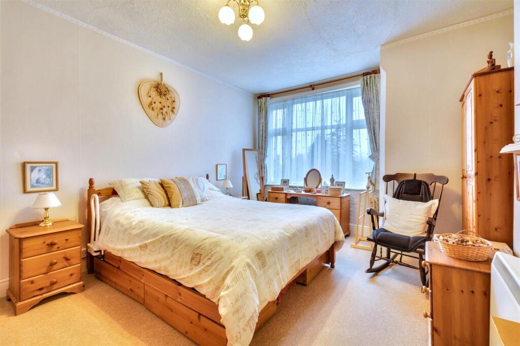 Bedroom One.jpeg