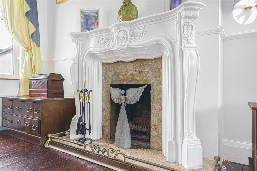 Feature Fireplace