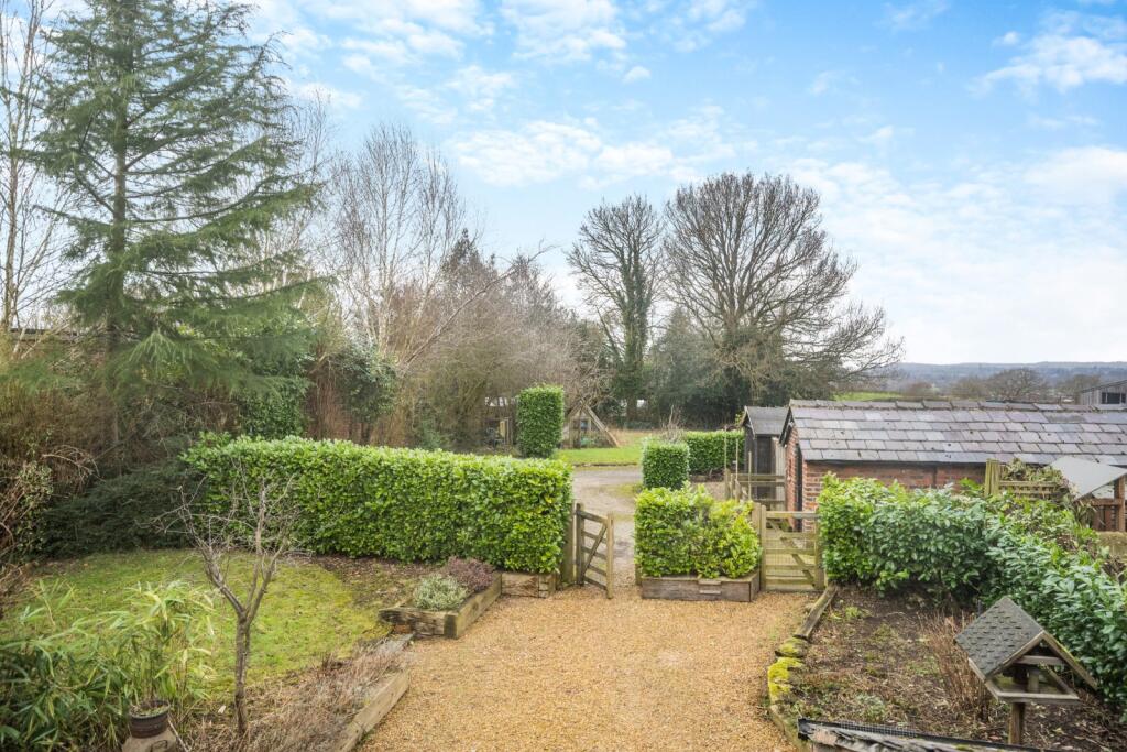 Elevated Rear Aspect