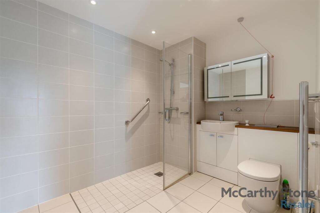 8638982-interior21.jpg