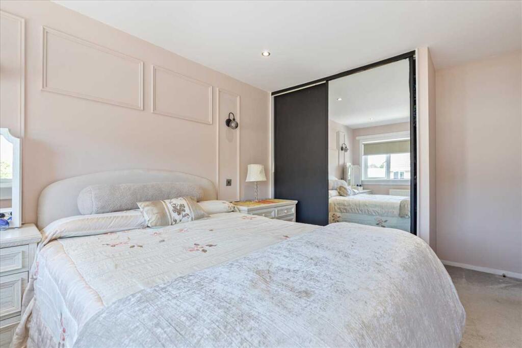Bedroom One (2)