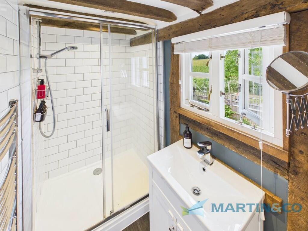 CAM02145G0-PR0073...