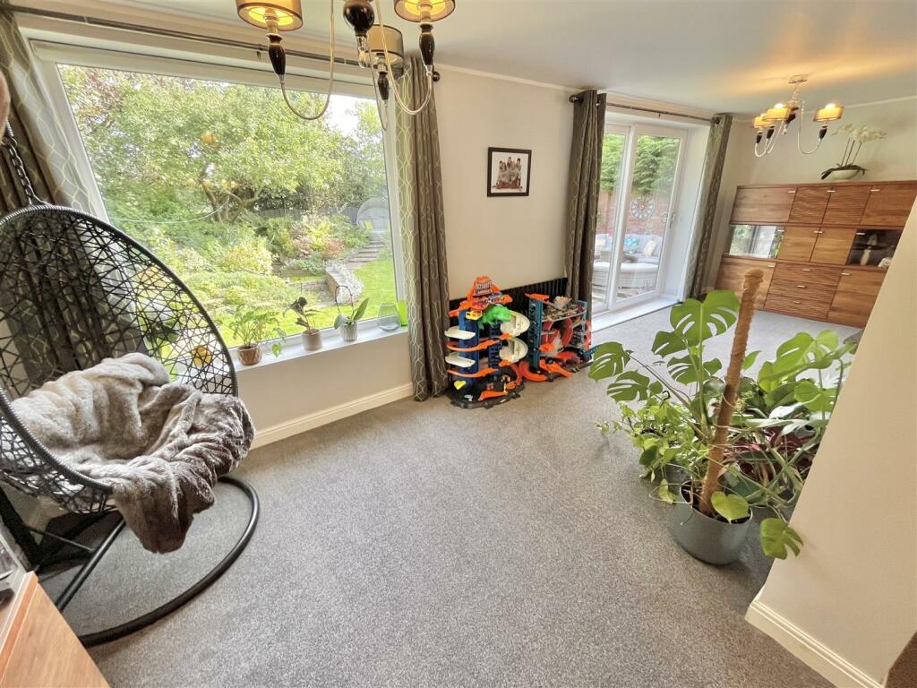 Sitting Room Aspect 5