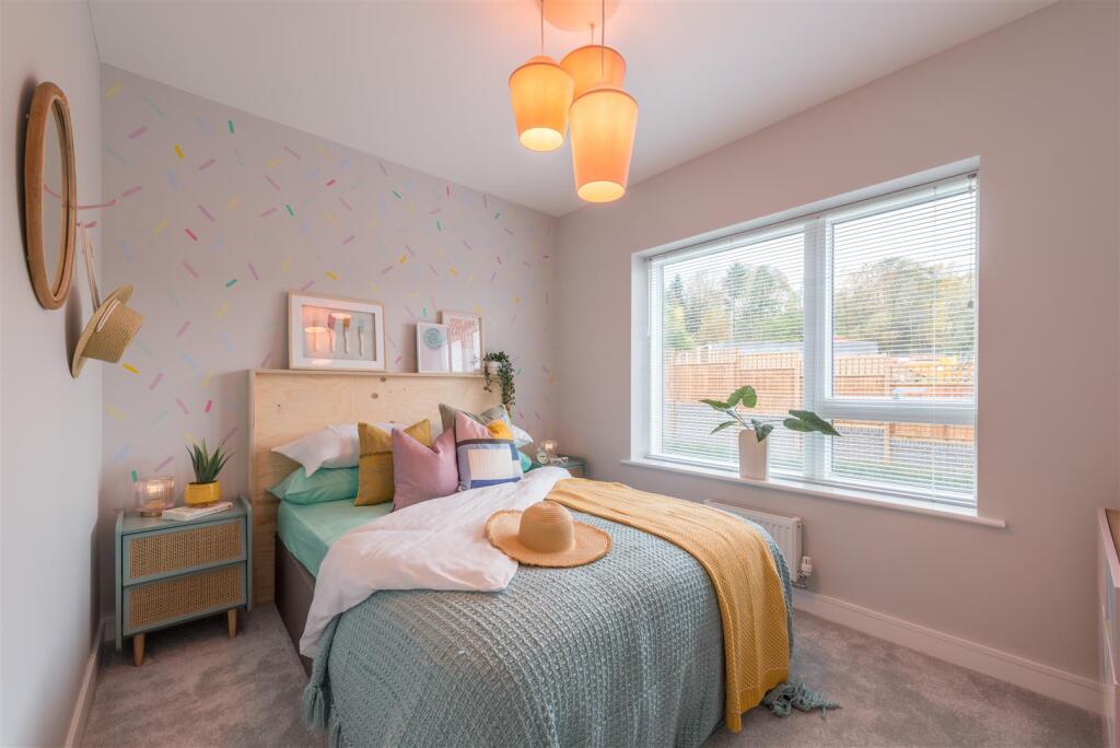 Double Bedroom 2.jpg