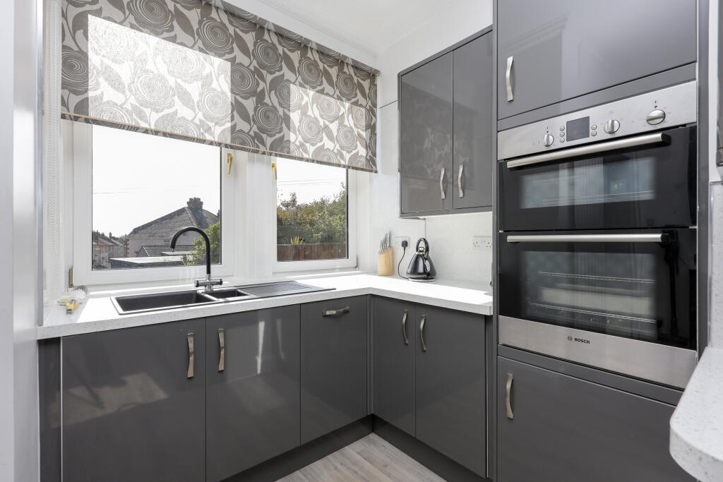 Breakfasting Kitchen