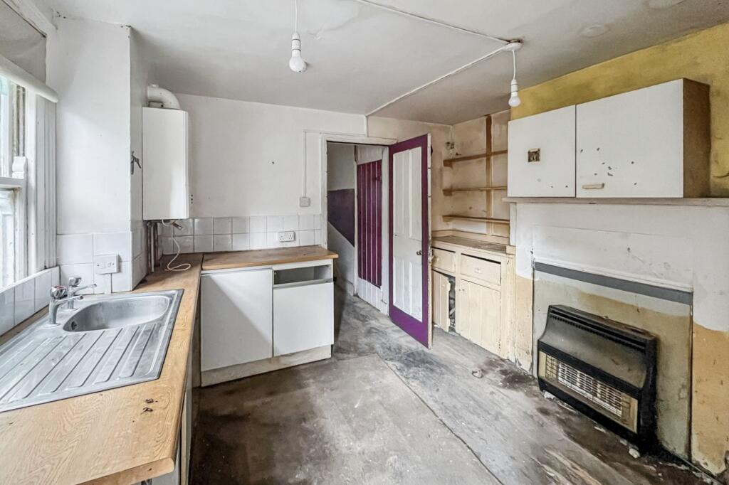 Ground Floor Flat, 35 Ridley Road, Wimbledon, London SW19 1ET