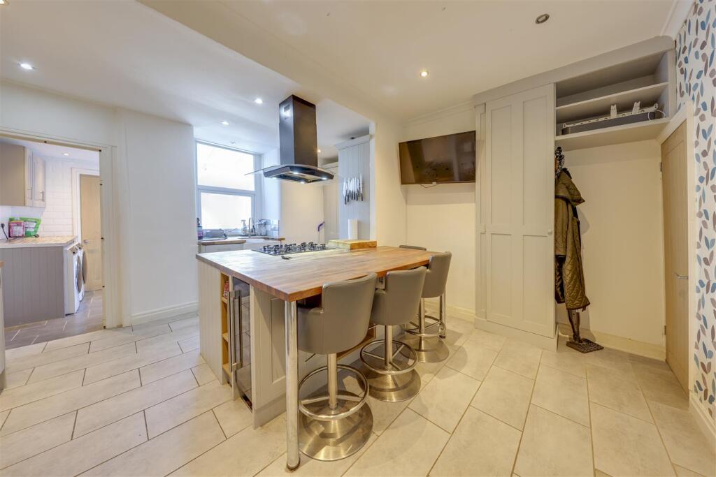 Breakfast Kitchen Alt