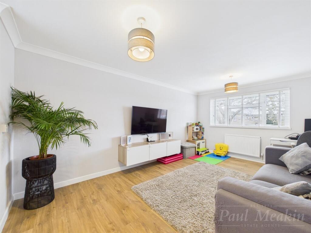 Kitchen/ Reception Room