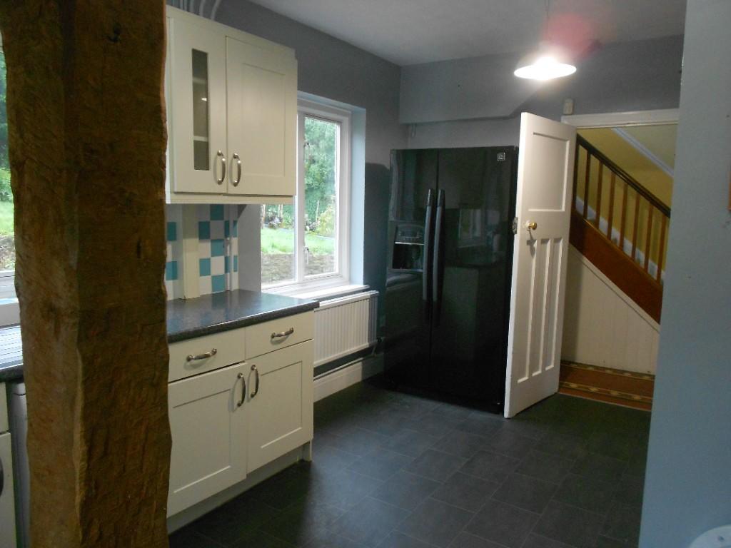Kitchen (2)