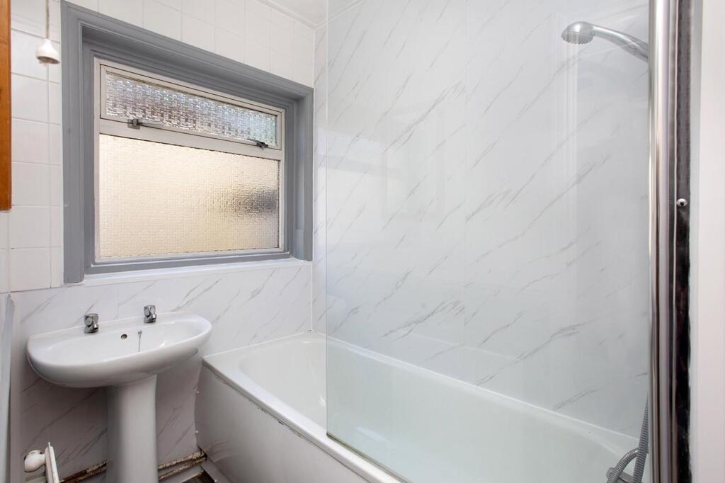 First Avenue, Dawlish, EX7