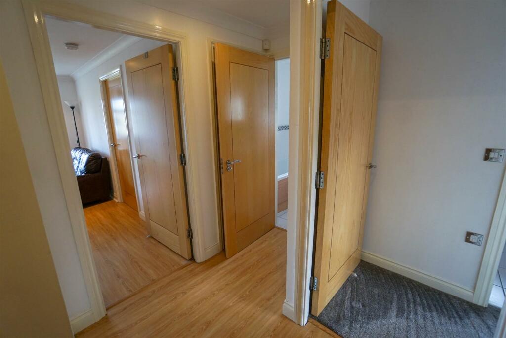 HALL (1 of 1).jpg