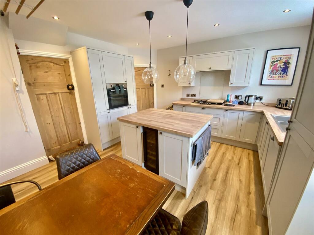 Bramleys Estate Agents - Chapel Street - Mirfield 