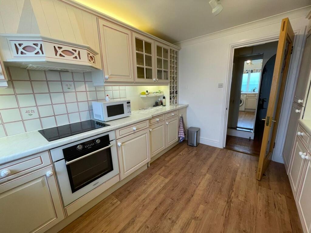 Kitchen.jpg