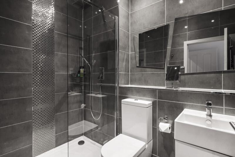 Master en suite shower room