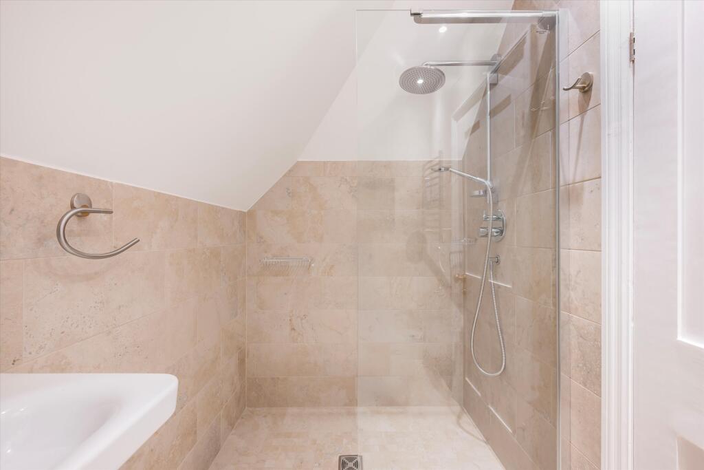 Southwood Lawn Road, London, N6