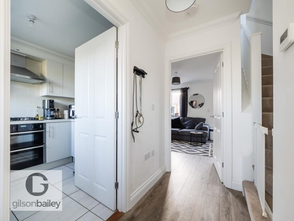 6AlecEastRoad-41
