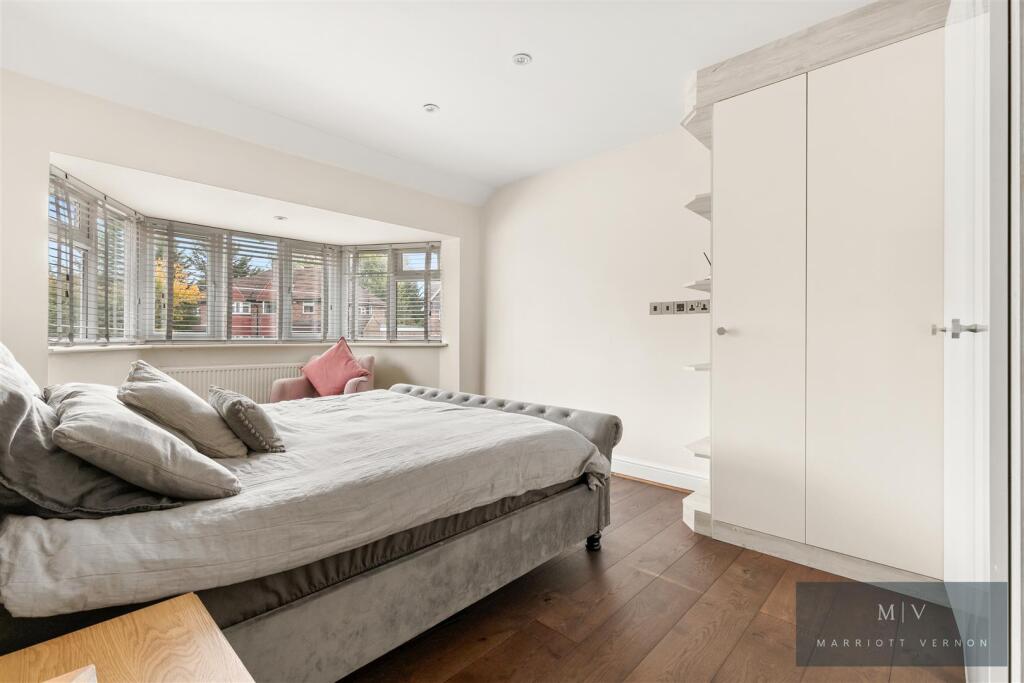 Queenhill Road 17 MV-7.jpg