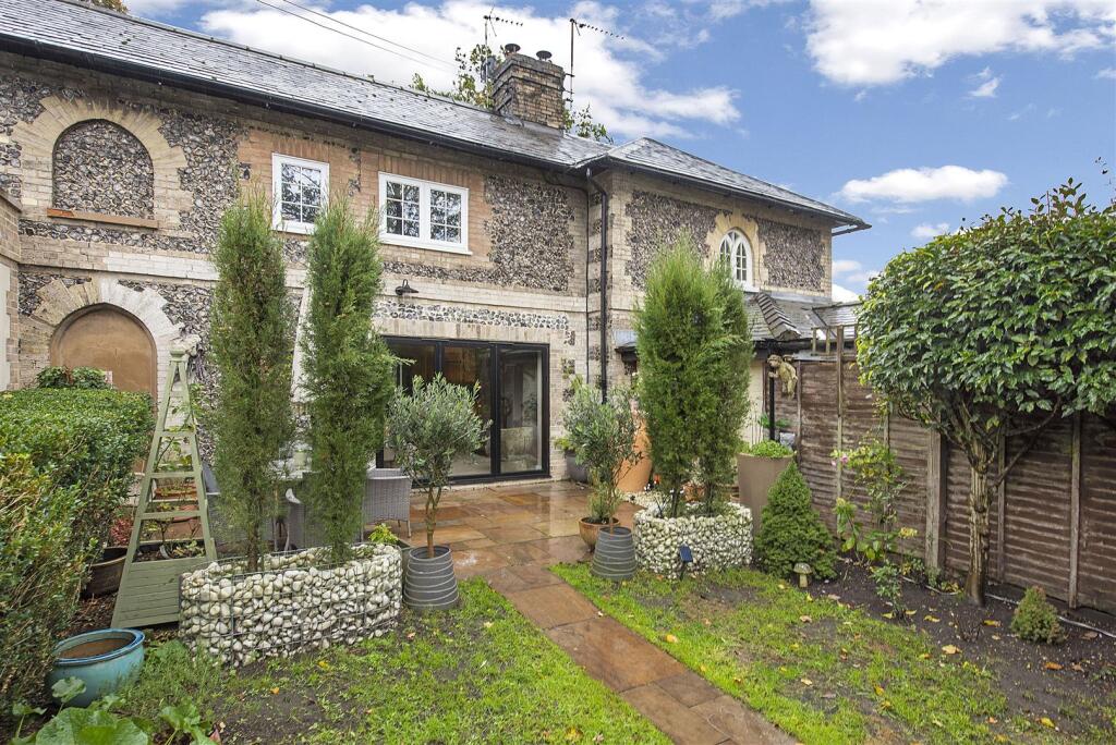 3 Rectory Cottage ph04.jpg