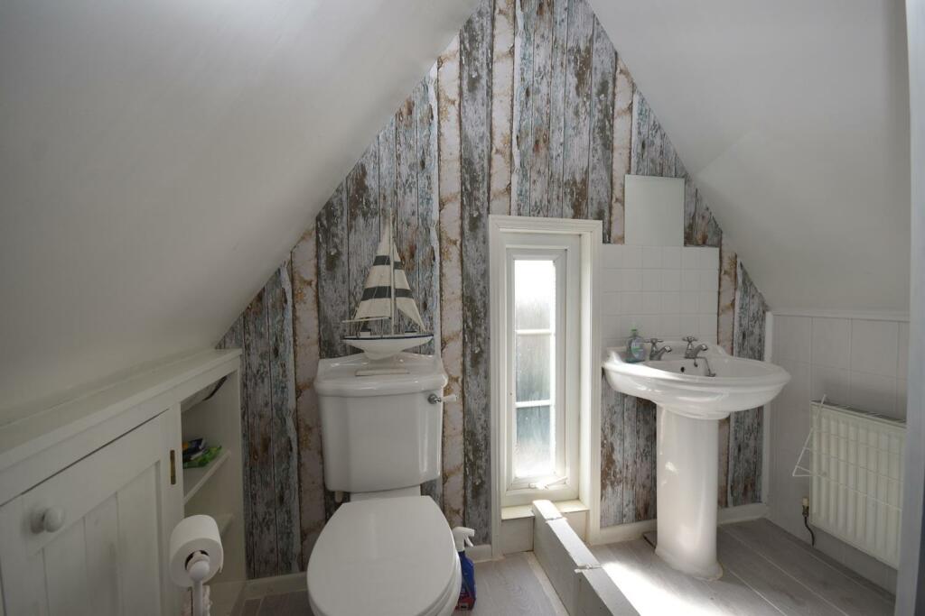 Shower Room.JPG