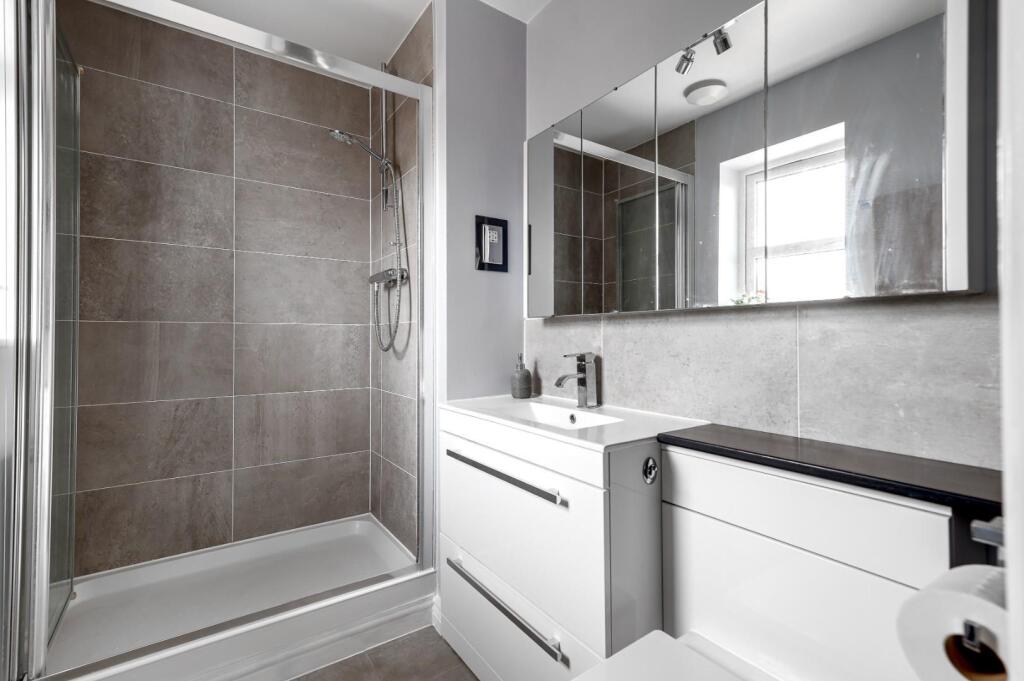 EnSuite.JPG