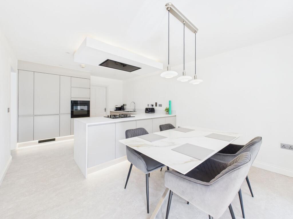 Dining Kitchen