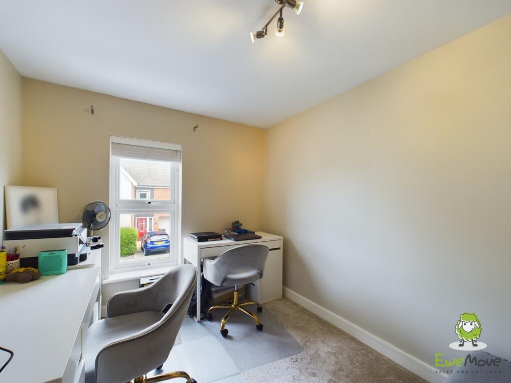 CAM03778G0-PR0073-STILL015