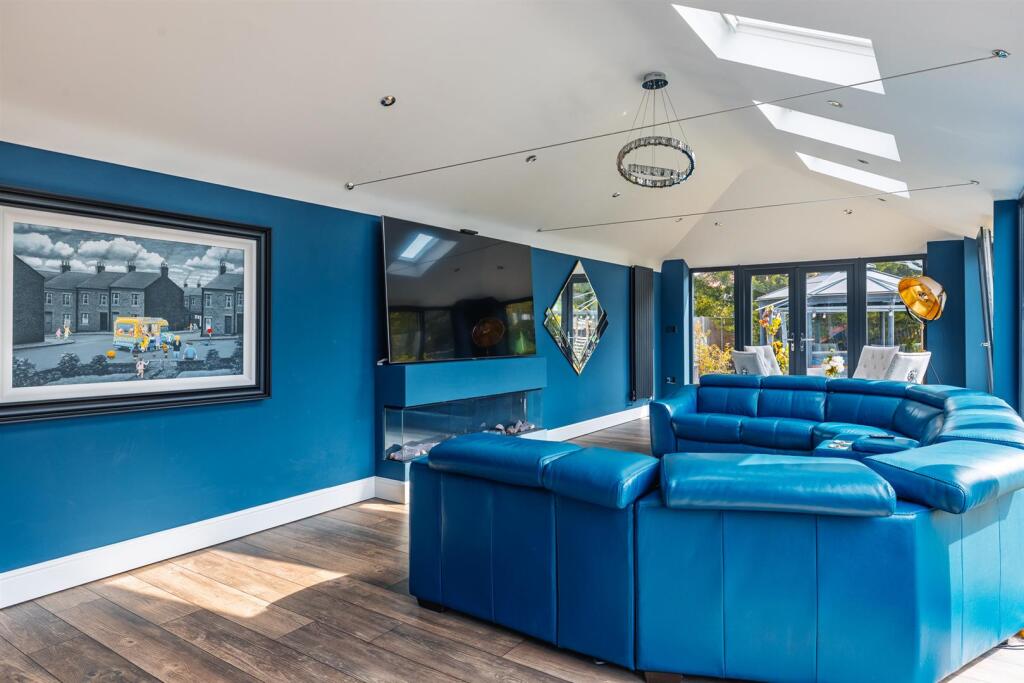 13 Chester Rd-24.jpg