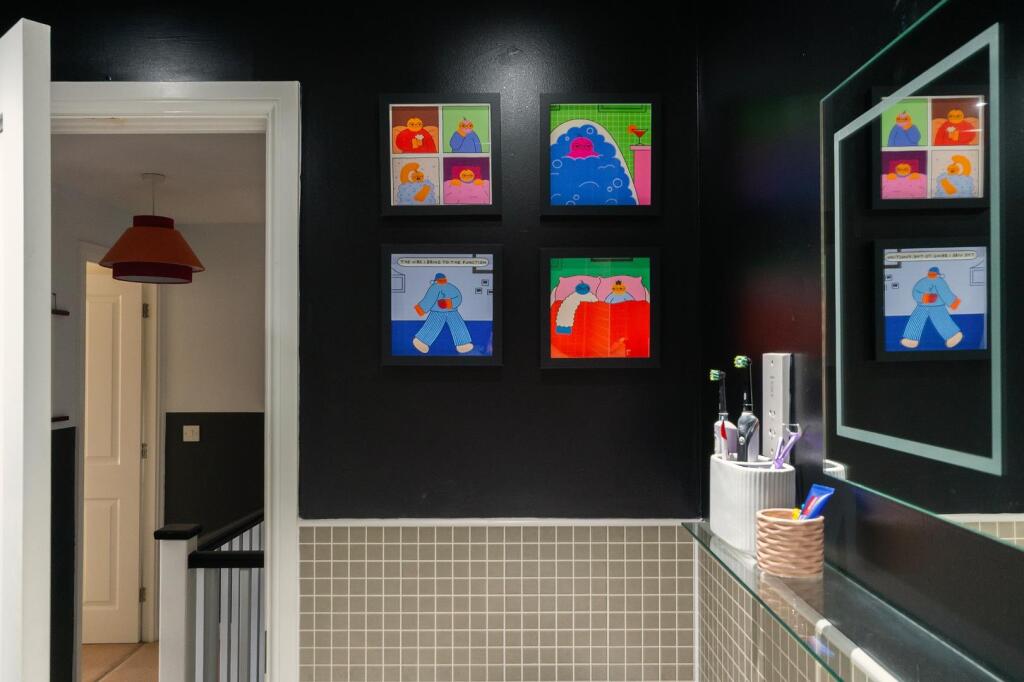 0S2CAV - Bathroom A.jpg