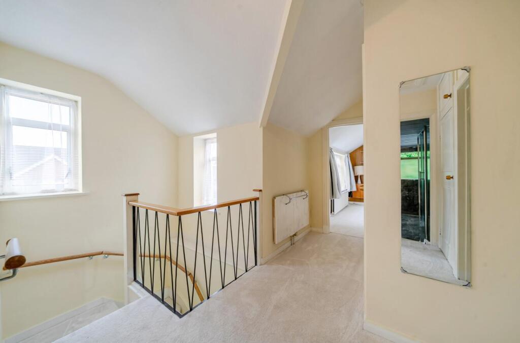 Davidson Frost-Wellings, DFW, Ben Hale Close, Hall