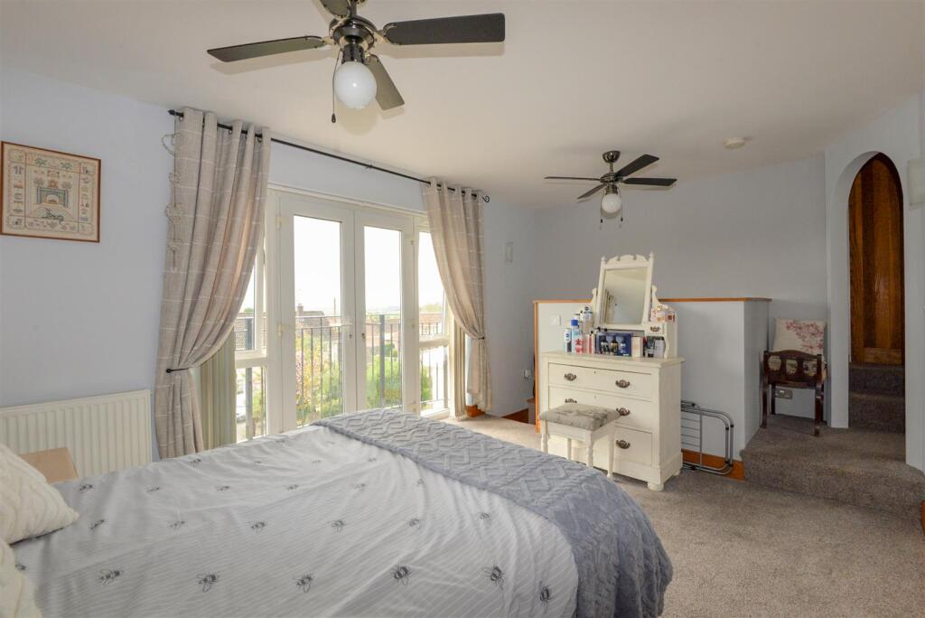 Annexe - Bedroom1 3.jpg