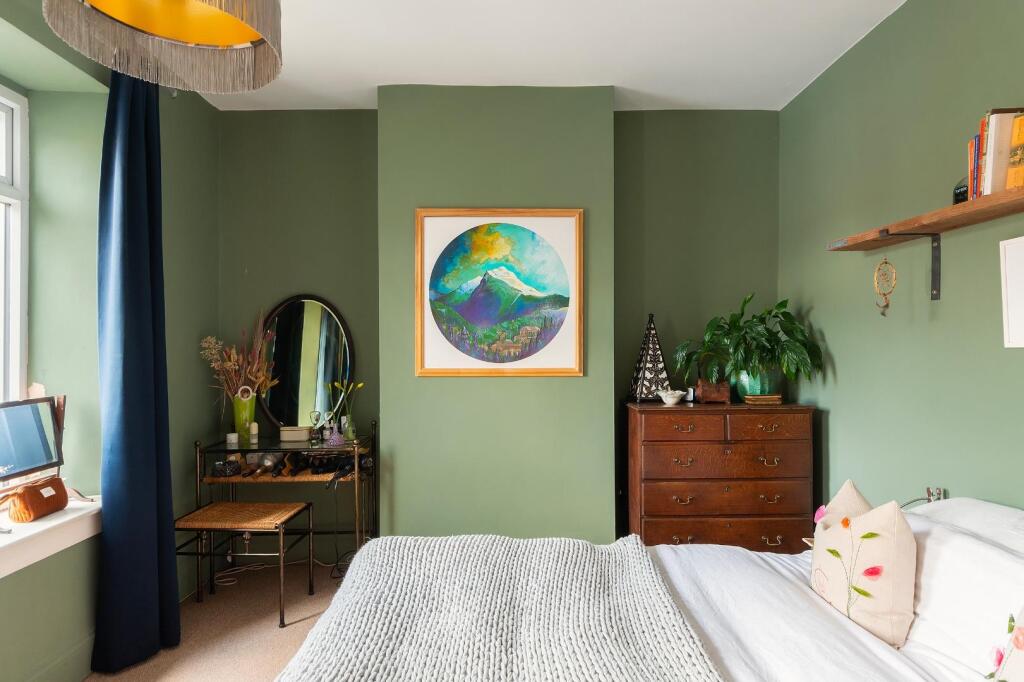 0R6RFS - Bedroom F.jpg