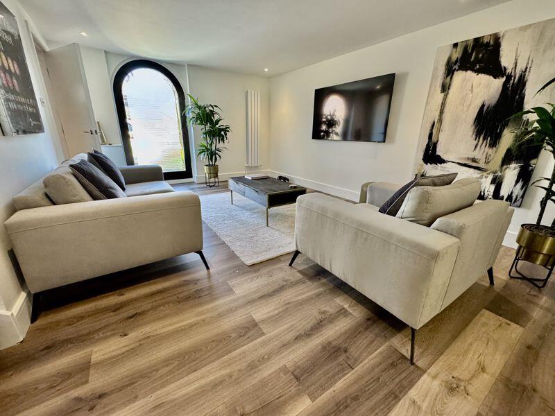 Lounge Area