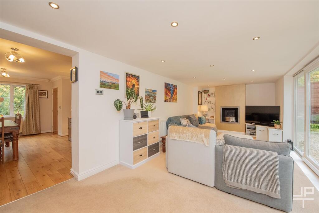 Blacksmiths Fold, Atherton, Manchester, M46 9DB