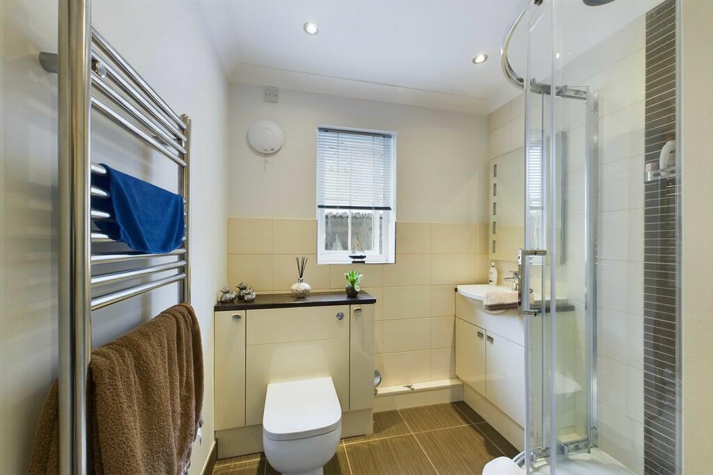 CAM01211G0-PR0123...