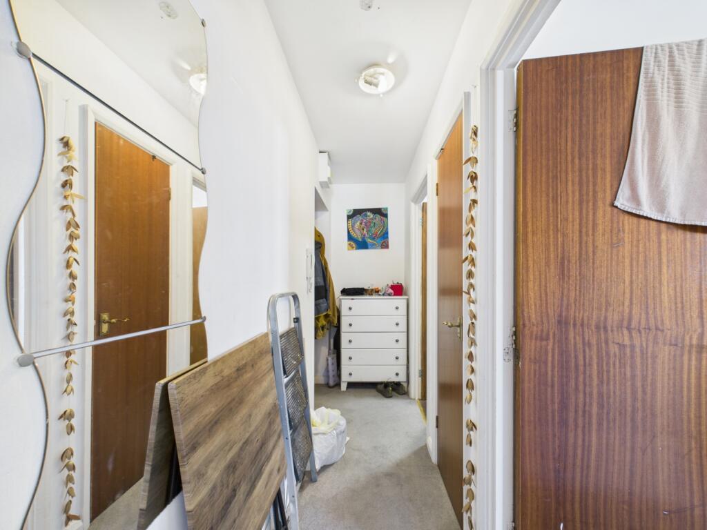 CAM01740G0-PR0451-STILL004