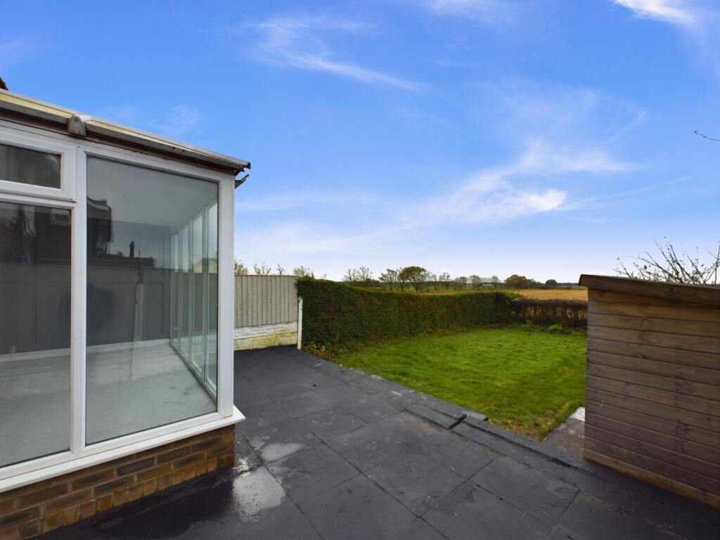 CAM02386G0-PR0097-STILL007