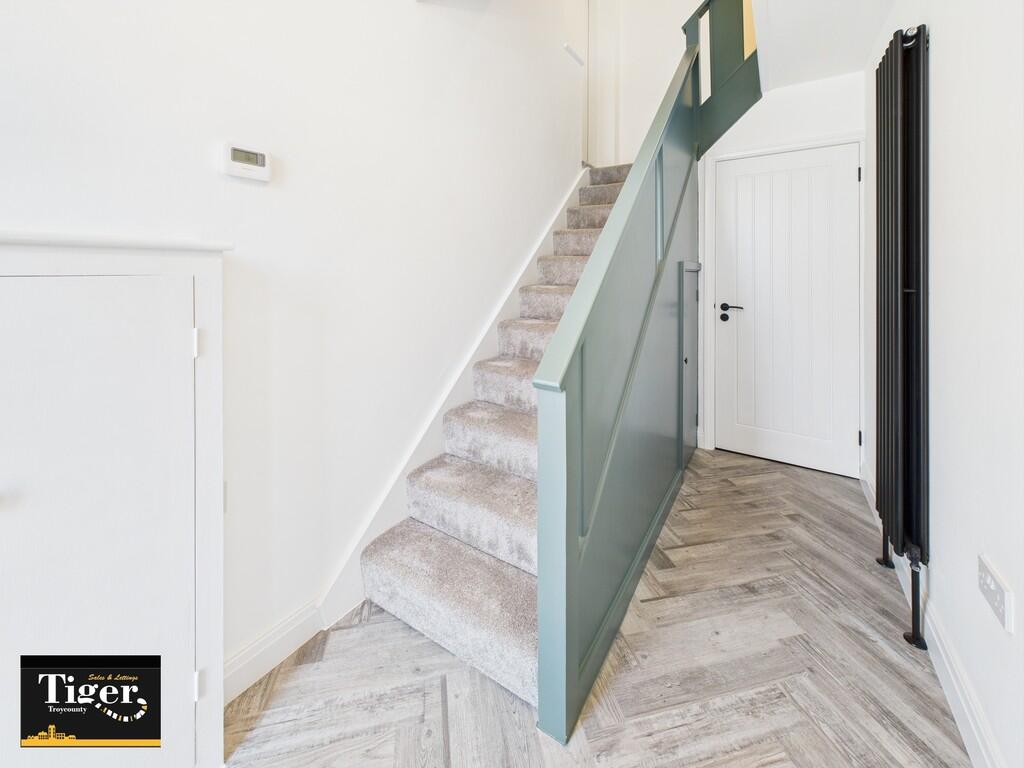 CAM02176G0-PR0540...