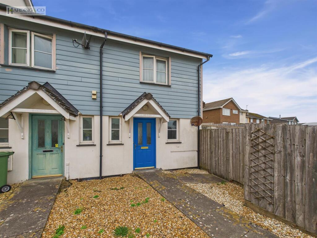 Propety Front .2.jpg